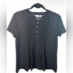 Croft & Barrow Black and White Short Sleeve size PS